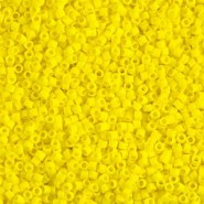 Miyuki delica Perlen 15/0 - Matted opaque yellow DBS-751